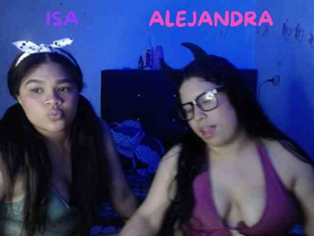 2moonsfulloflove webcam