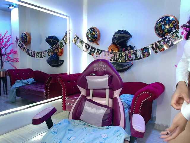 Preview of leia-queens