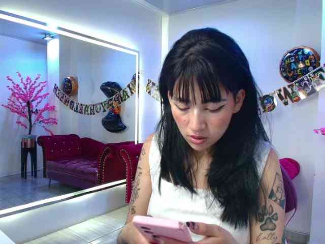 leia-queens webcam