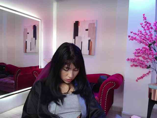 leia-queens webcam