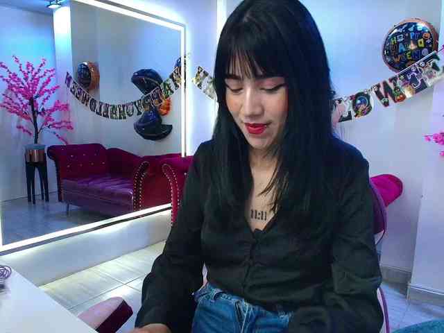 leia-queens leia-queens