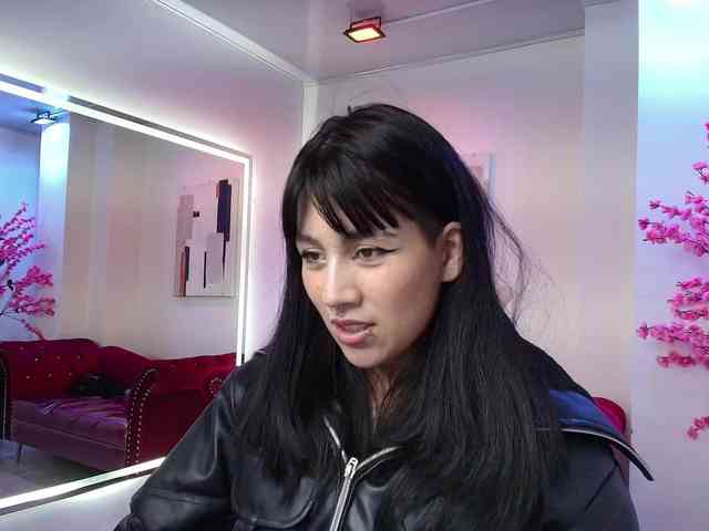 leia-queens webcam