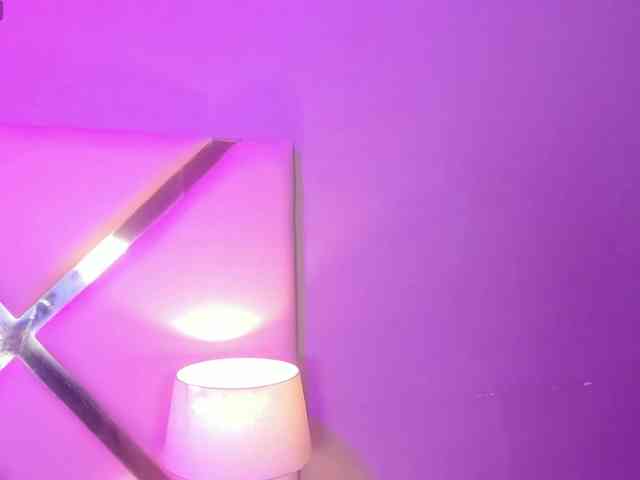 VioletaSteele webcam