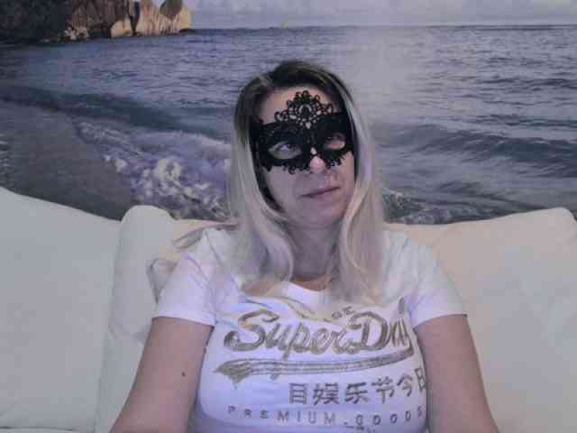 Evy-Desire webcam
