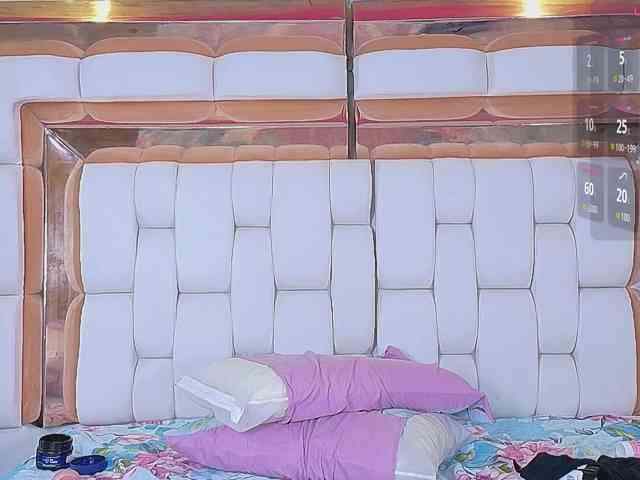 matureandhorny webcam