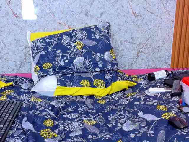 matureandhorny webcam