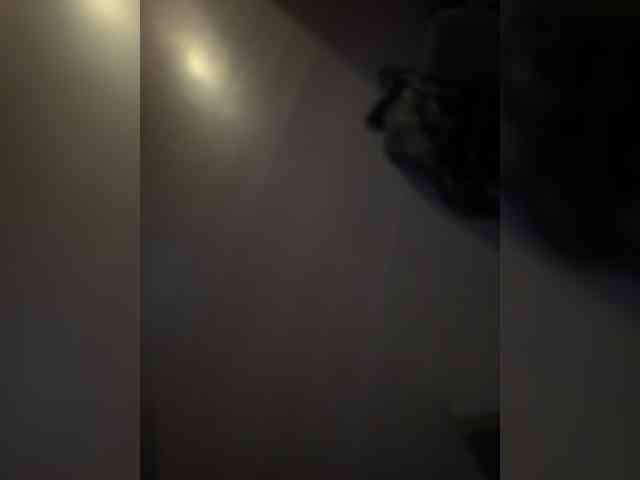 Kriskit11 webcam