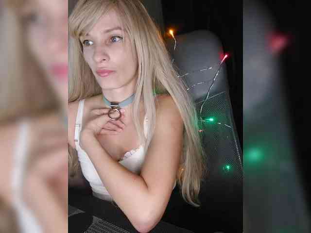 WickedWycche webcam