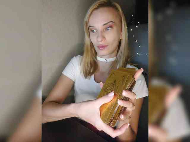 WickedWycche webcam