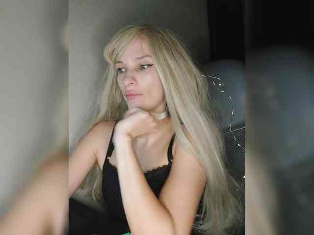 WickedWycche webcam