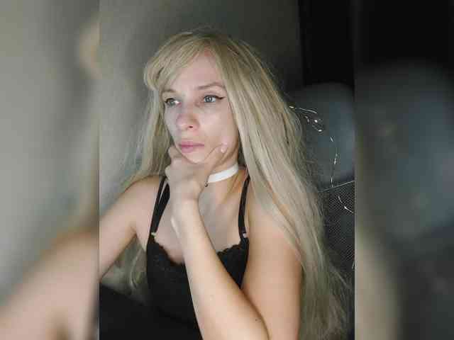 WickedWycche webcam