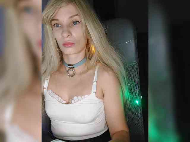 WickedWycche webcam