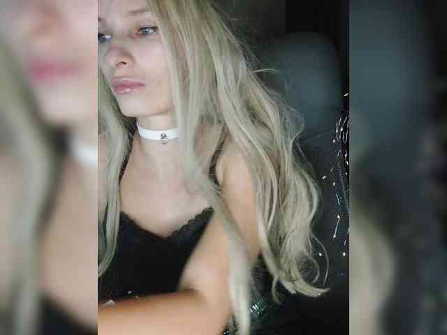 WickedWycche webcam