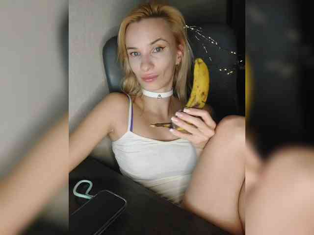 WickedWycche webcam