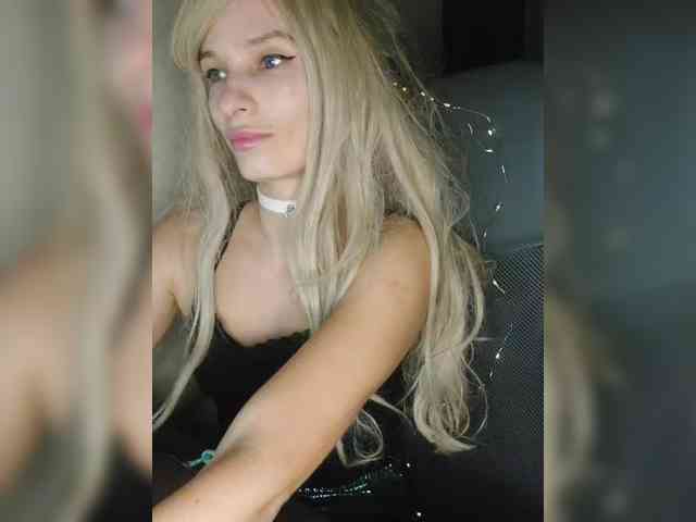 WickedWycche webcam
