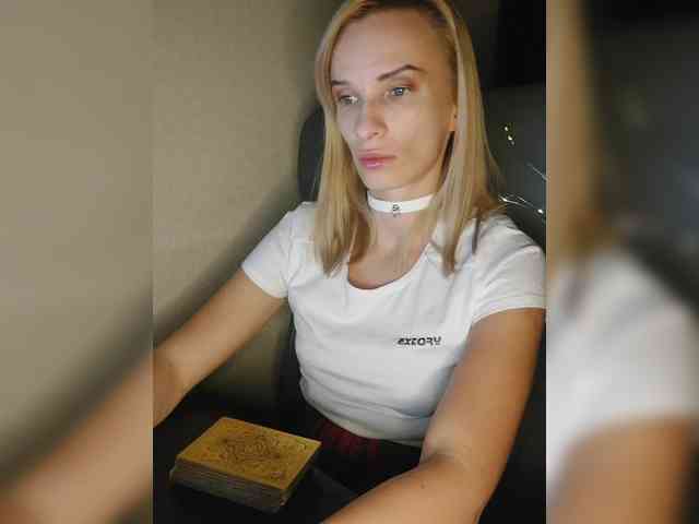 WickedWycche webcam