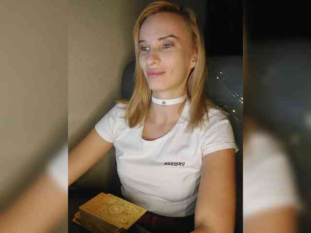 WickedWycche webcam
