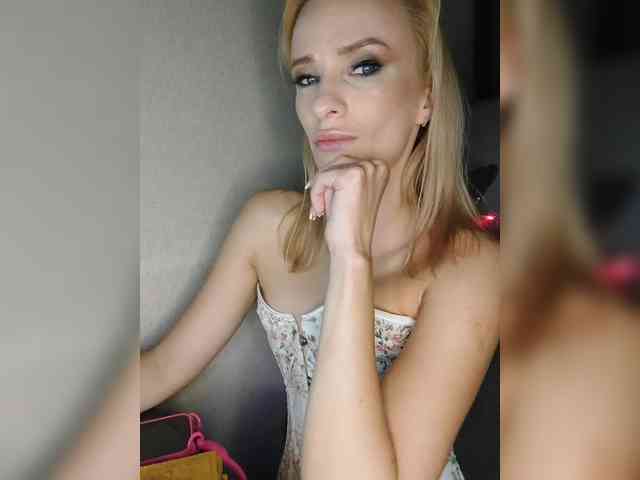 WickedWycche webcam