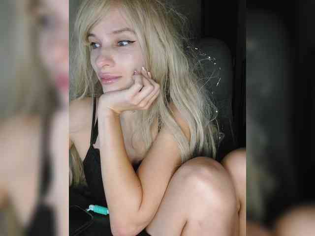 WickedWycche webcam