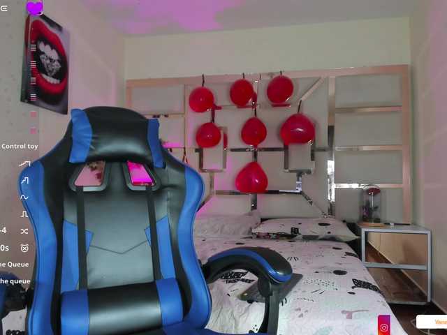 vanesaa-mejia's BongaCams show and profile