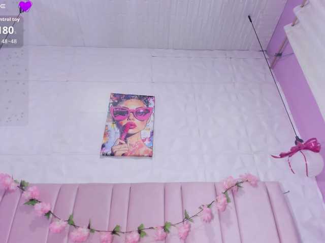 helenn-diaz's BongaCams show and profile