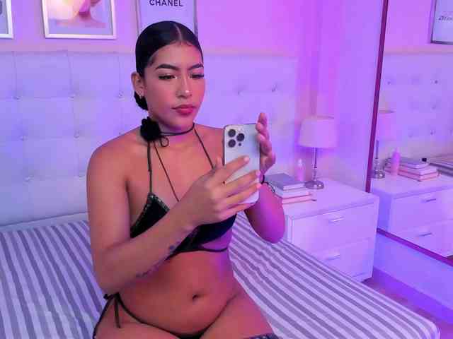 YunnyFox webcam