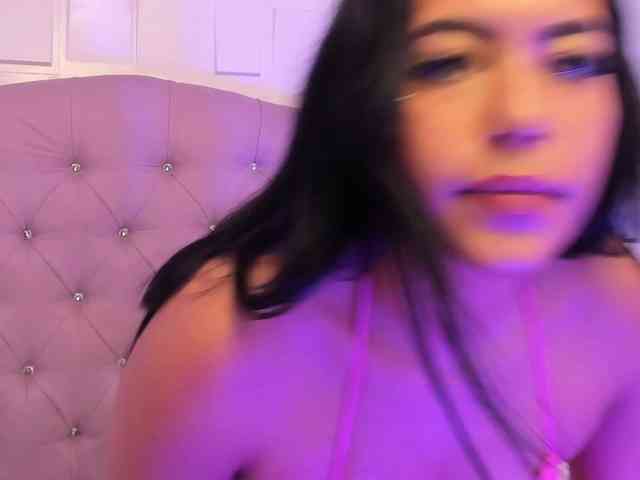 YunnyFox webcam