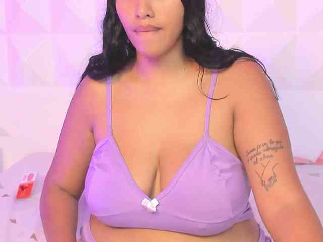 AndreaNavas webcam