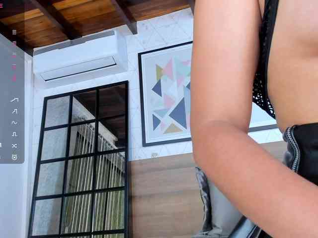 VioletaRossi webcam