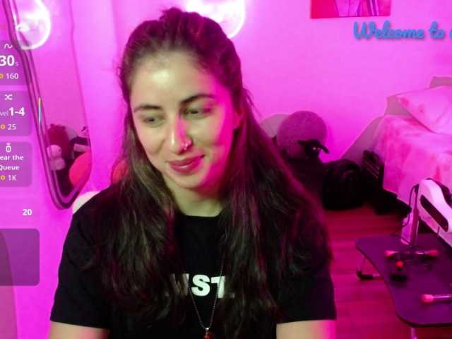 Valengigi's BongaCams show and profile