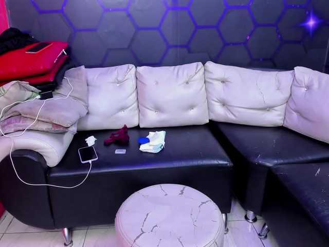 Daring-Latinavip's BongaCams profile