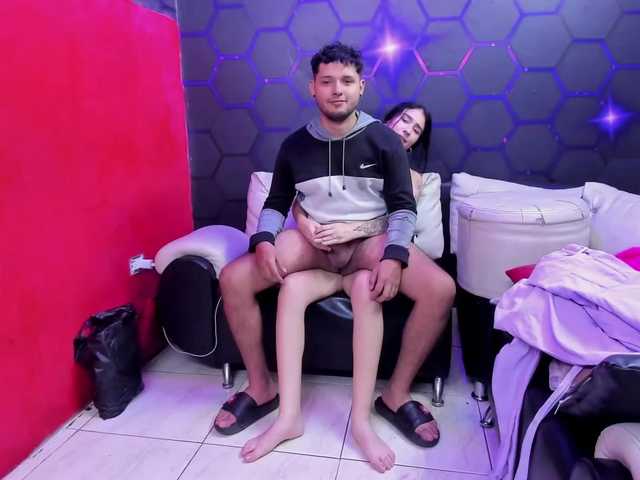 Daring-Latinavip's BongaCams show and profile