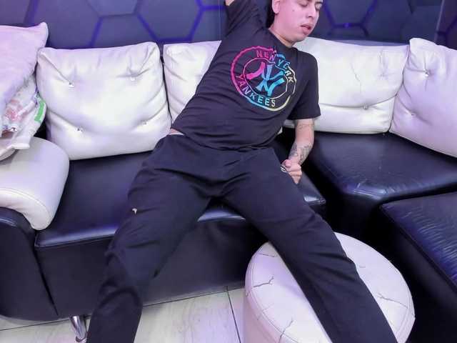 Daring-Latinavip's Thumb Image