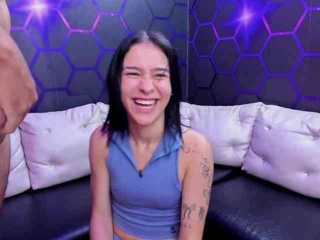 Daring-Latinavip webcam