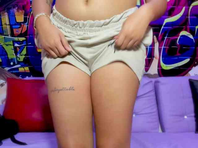 Daring-Latinavip webcam