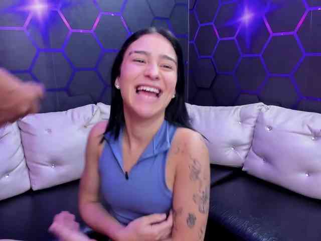 Daring-Latinavip webcam