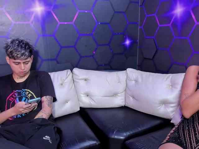 Daring-Latinavip webcam