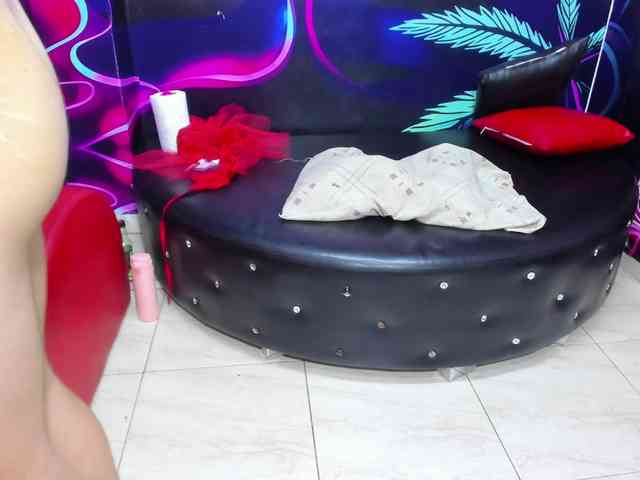 Daring-Latinavip webcam