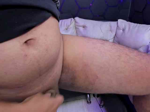 Daring-Latinavip webcam