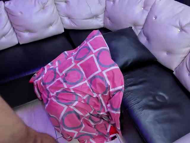 Daring-Latinavip webcam