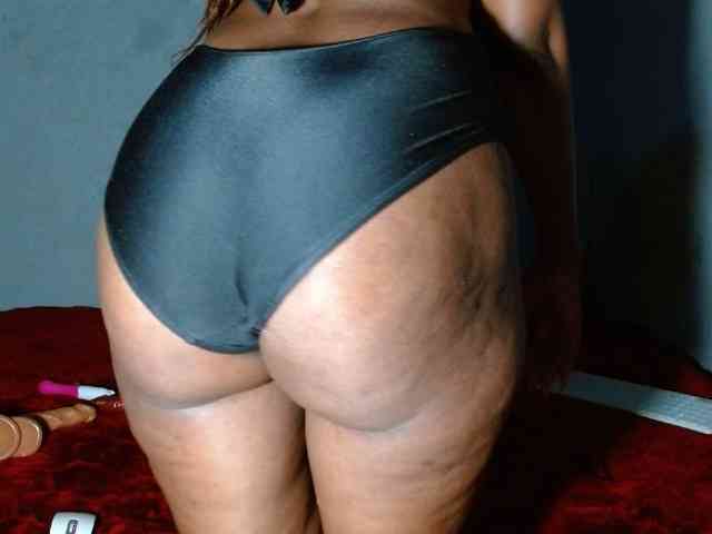 SuUGABABE webcam