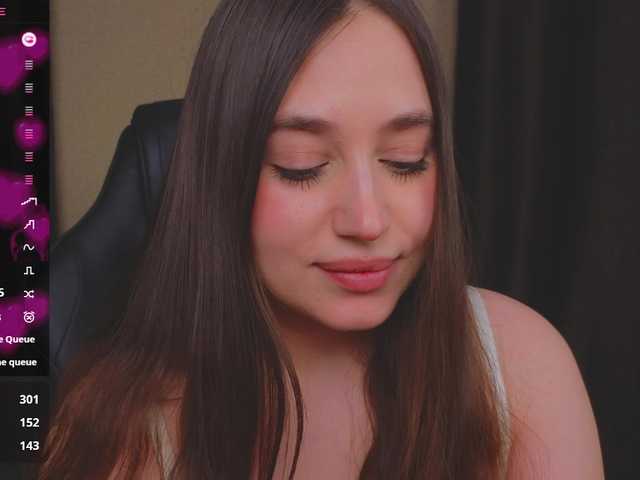 AliceMur's BongaCams show and profile