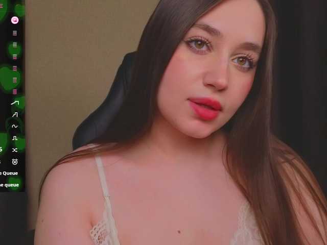 AliceMur's BongaCams show and profile