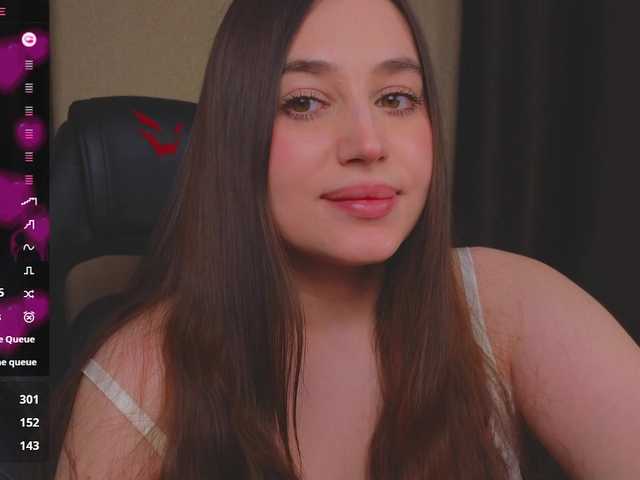 AliceMur's BongaCams show and profile