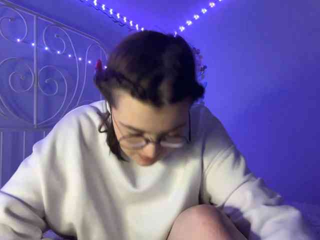 MoiraSesay webcam