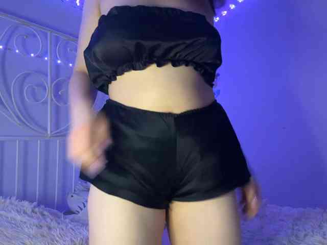 MoiraSesay webcam