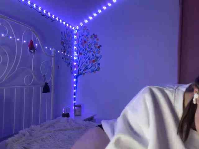 MoiraSesay webcam