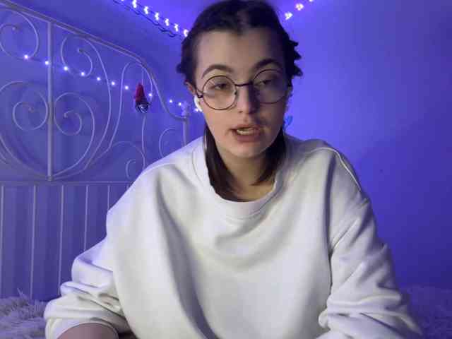 MoiraSesay webcam