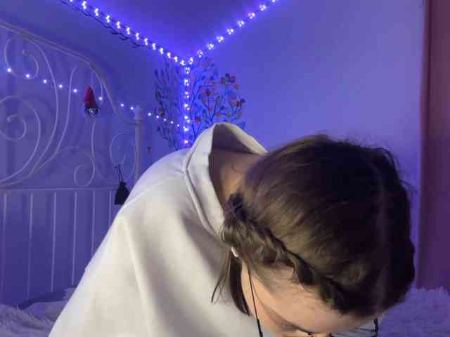 MoiraSesay webcam