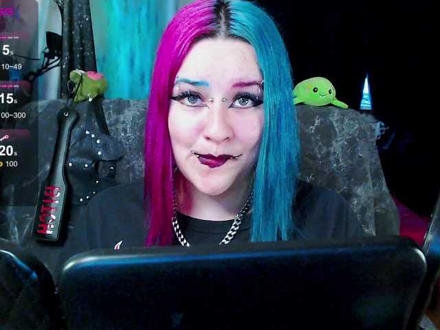 NeonNectar's BongaCams show and profile